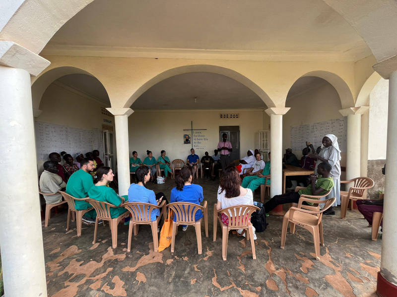 Acción Solidaria - Abre sus Ojos